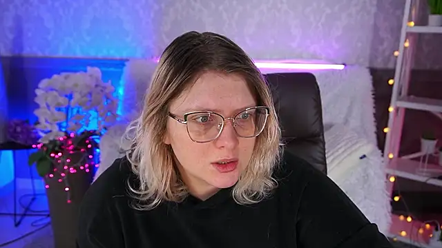 CoolTatis online show from 02/04/26, 08:20