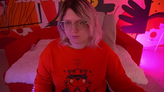 CoolTatis online show from 02/08/26, 07:23