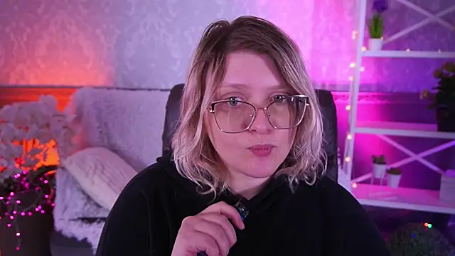 CoolTatis online show from 02/10/26, 07:12