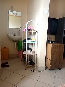 zainabsmile online show from 10/30/25, 11:11