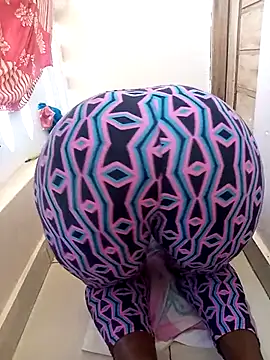 zainabsmile online show from 01/14/26, 10:32