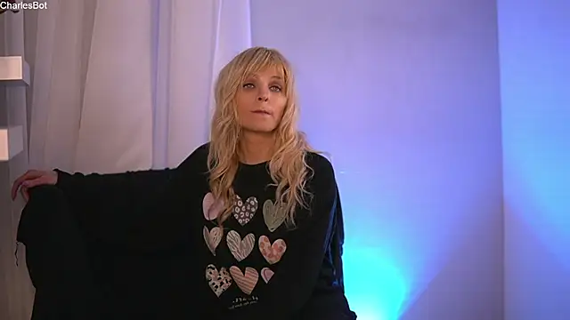 Snapshot of BritneyHudson chatting on 03/12/25, 11:31 BritneyHudson online show from 03/12/25, 11:31