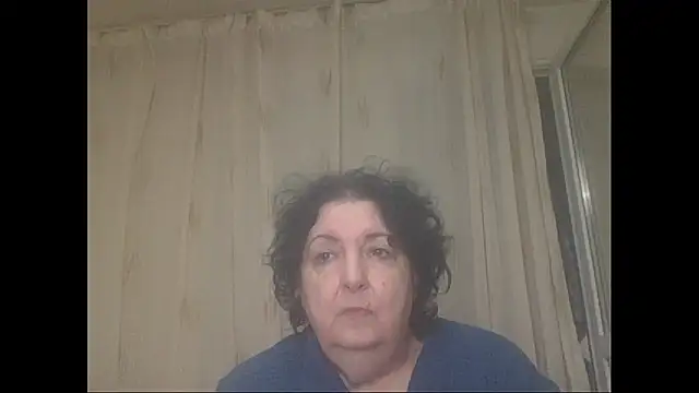 Snapshot of maturekorine chatting on 10/30/25, 03:24 maturekorine online show from 10/30/25, 03:24