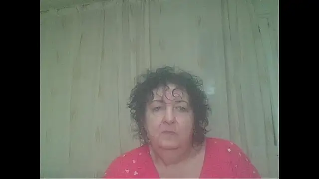 Snapshot of maturekorine chatting on 11/06/25, 03:35 maturekorine online show from 11/06/25, 03:35