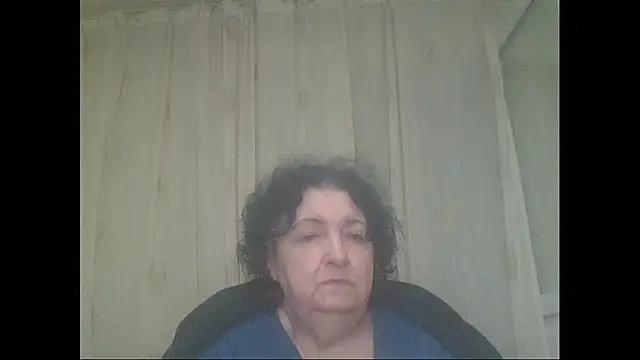 Snapshot of maturekorine chatting on 11/10/25, 05:34 maturekorine online show from 11/10/25, 05:34