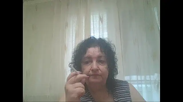Snapshot of maturekorine chatting on 06/22/26, 03:20 maturekorine online show from 06/22/26, 03:20