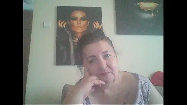 Snapshot of maturekorine chatting on 07/06/26, 10:23 maturekorine online show from 07/06/26, 10:23