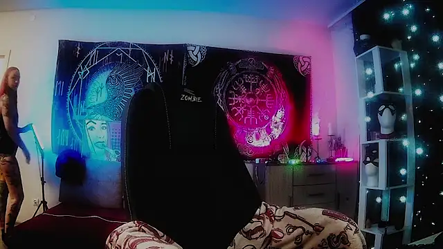 miss jenna lovee online show from 05/13/26, 12:19