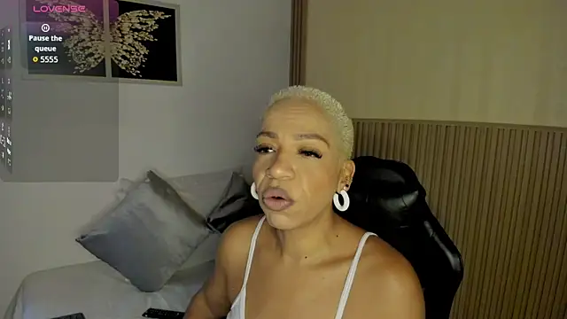 summer night  online show from 04/01/26, 11:22