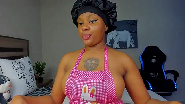 Renee-18 online show from 12/23/25, 05:16