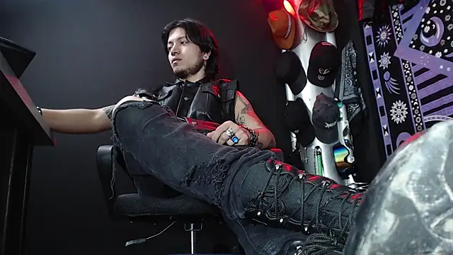 Dicaprioo  online show from 03/12/25, 05:28