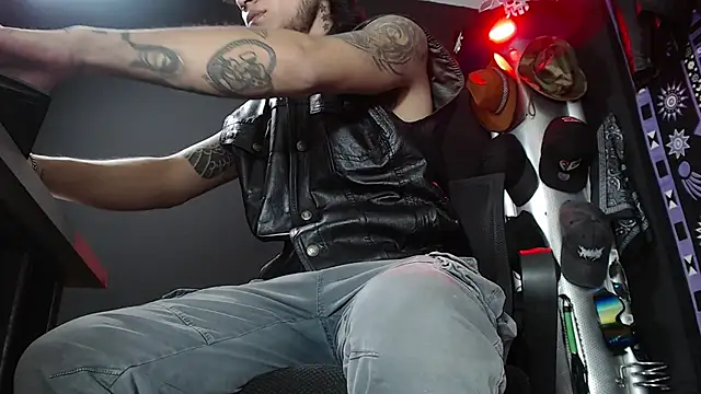 Dicaprioo  online show from 03/14/25, 11:00