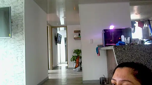 Snapshot of adan_eva960 chatting on 02/24/25, 03:20 adan eva960 online show from 02/24/25, 03:20