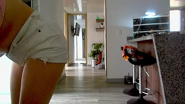 Snapshot of adan_eva960 chatting on 03/02/25, 03:48 adan eva960 online show from 03/02/25, 03:48