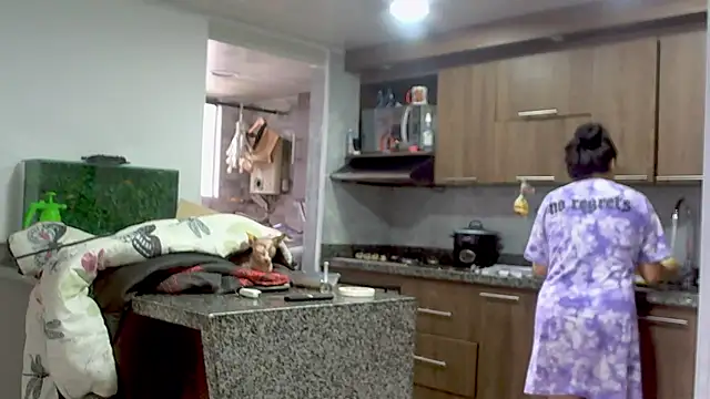 Snapshot of adan_eva960 chatting on 09/18/25, 02:30 adan eva960 online show from 09/18/25, 02:30