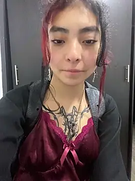 Snapshot of _Gothiccbitch_ chatting on 12/18/24, 09:14  Gothiccbitch  online show from 12/18/24, 09:14