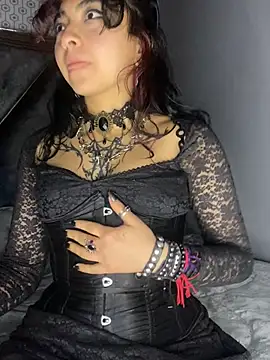 Snapshot of _Gothiccbitch_ chatting on 03/11/25, 09:45  Gothiccbitch  online show from 03/11/25, 09:45
