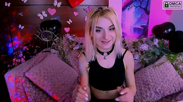 Snapshot of melisa_white1 chatting on 02/20/25, 03:23 melisa white1 online show from 02/20/25, 03:23