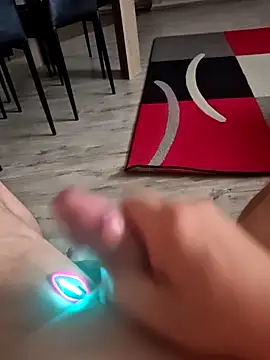 Szeltolo001 online show from 03/30/26, 02:34