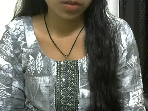 momo lov online show from 09/29/25, 05:12