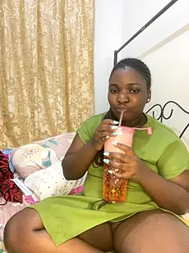 Snapshot of sweet18creamybigpussy chatting on 10/12/25, 07:24 sweet18creamybigpussy online show from 10/12/25, 07:24