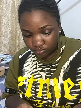 Snapshot of sweet18creamybigpussy chatting on 10/22/25, 05:34 sweet18creamybigpussy online show from 10/22/25, 05:34