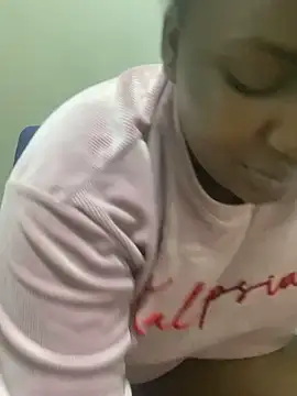 Snapshot of sweet18creamybigpussy chatting on 11/04/25, 07:24 sweet18creamybigpussy online show from 11/04/25, 07:24