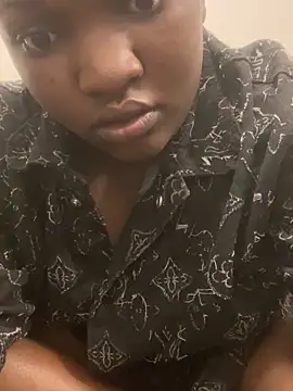 Snapshot of sweet18creamybigpussy chatting on 12/15/25, 03:38 sweet18creamybigpussy online show from 12/15/25, 03:38