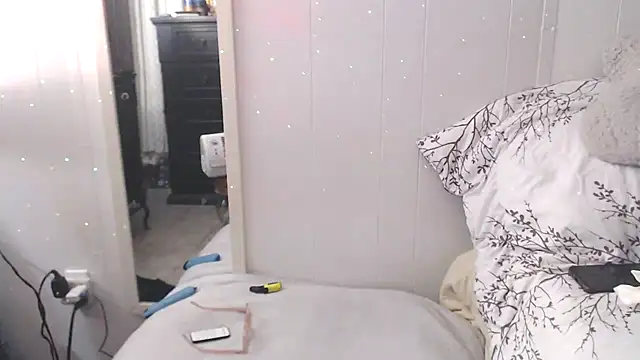 Erotic nayma online show from 01/10/26, 07:43