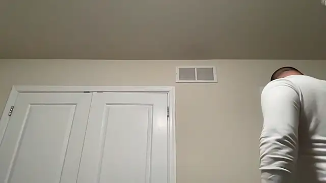 SluggishChase99 online show from 12/17/24, 11:38