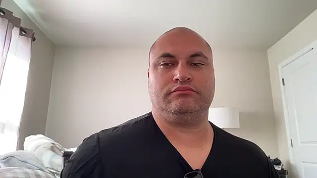 SluggishChase99 online show from 10/01/25, 02:23