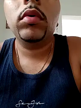 Snapshot of Dj-yefri-pauta chatting on 01/24/25, 03:02 Dj-yefri-pauta online show from 01/24/25, 03:02