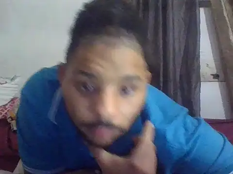 Snapshot of Dj-yefri-pauta chatting on 11/12/25, 05:30 Dj-yefri-pauta online show from 11/12/25, 05:30