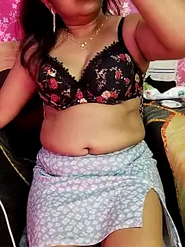 Snapshot of joya_bhabi chatting on 03/05/25, 12:05 joya bhabi online show from 03/05/25, 12:05