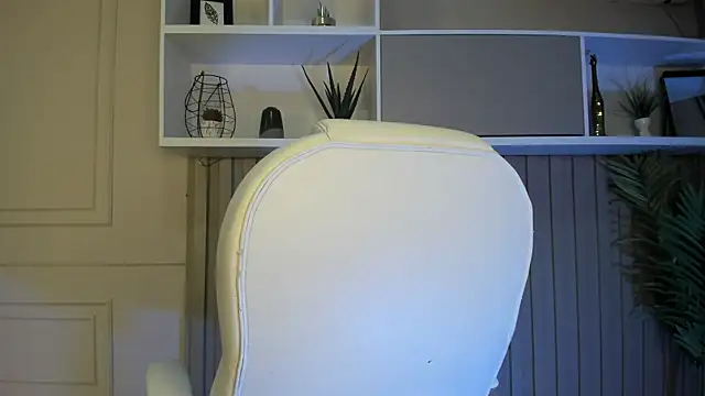 dahianthompson online show from 01/11/25, 04:06