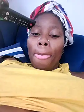 Snapshot of PerfectionBerrie chatting on 02/15/25, 06:02 PerfectionBerrie online show from 02/15/25, 06:02