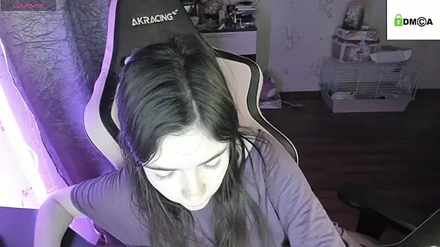 Snapshot of Crazy_forest_fairy chatting on 12/03/24, 02:25 Crazy forest fairy online show from 12/03/24, 02:25