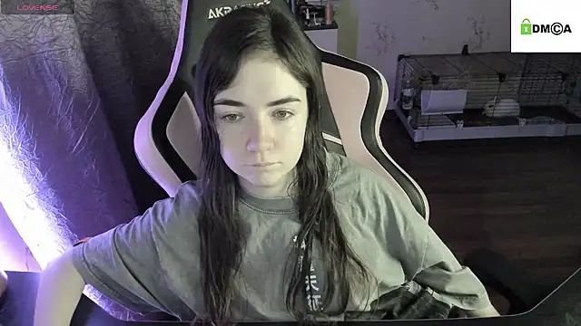 Snapshot of Crazy_forest_fairy chatting on 12/16/24, 12:48 Crazy forest fairy online show from 12/16/24, 12:48