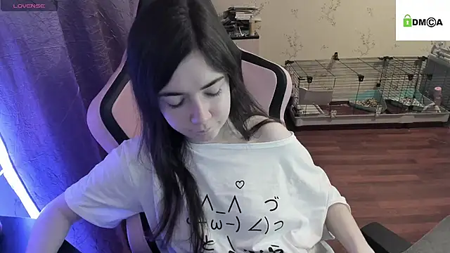 Snapshot of Crazy_forest_fairy chatting on 01/18/25, 12:02 Crazy forest fairy online show from 01/18/25, 12:02