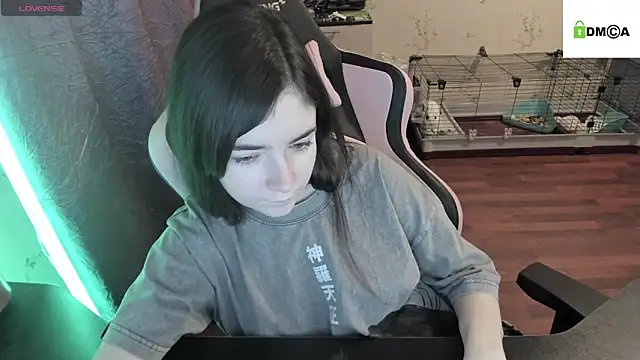 Snapshot of Crazy_forest_fairy chatting on 02/03/25, 02:14 Crazy forest fairy online show from 02/03/25, 02:14