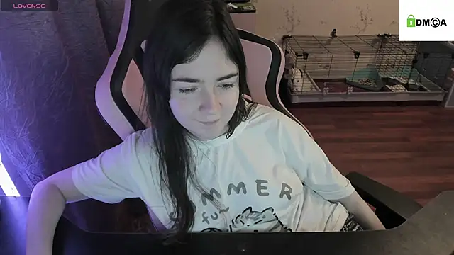 Snapshot of Crazy_forest_fairy chatting on 02/09/25, 03:53 Crazy forest fairy online show from 02/09/25, 03:53