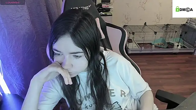 Snapshot of Crazy_forest_fairy chatting on 02/10/25, 01:14 Crazy forest fairy online show from 02/10/25, 01:14