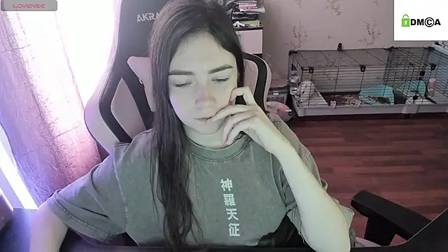 Snapshot of Crazy_forest_fairy chatting on 02/14/25, 11:53 Crazy forest fairy online show from 02/14/25, 11:53