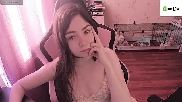 Snapshot of Crazy_forest_fairy chatting on 02/16/25, 11:59 Crazy forest fairy online show from 02/16/25, 11:59