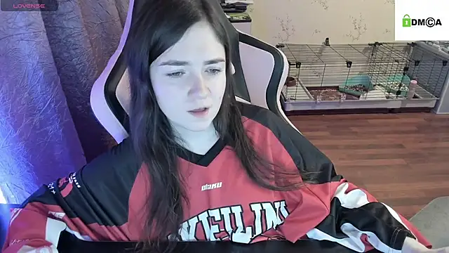 Snapshot of Crazy_forest_fairy chatting on 02/26/25, 10:53 Crazy forest fairy online show from 02/26/25, 10:53