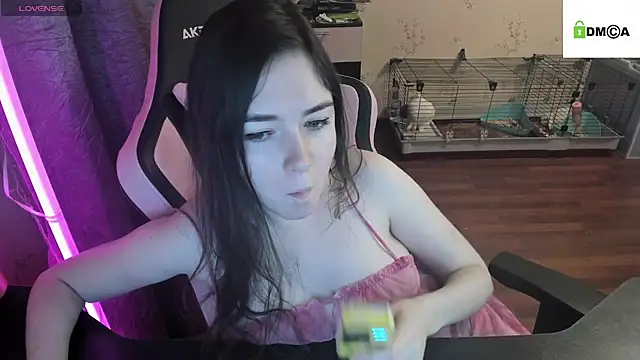 Snapshot of Crazy_forest_fairy chatting on 03/05/25, 02:25 Crazy forest fairy online show from 03/05/25, 02:25