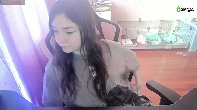 Snapshot of Crazy_forest_fairy chatting on 03/09/25, 07:23 Crazy forest fairy online show from 03/09/25, 07:23