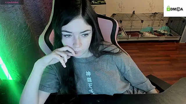 Snapshot of Crazy_forest_fairy chatting on 03/20/25, 11:34 Crazy forest fairy online show from 03/20/25, 11:34