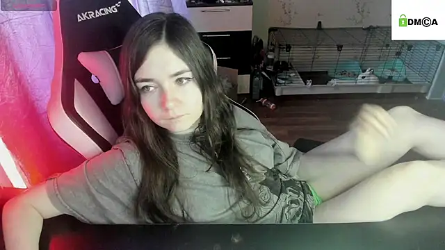 Snapshot of Crazy_forest_fairy chatting on 03/23/25, 12:26 Crazy forest fairy online show from 03/23/25, 12:26