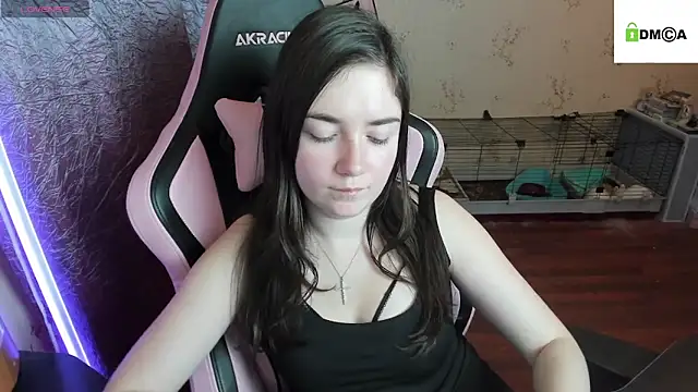 Snapshot of Crazy_forest_fairy chatting on 10/17/25, 09:28 Crazy forest fairy online show from 10/17/25, 09:28